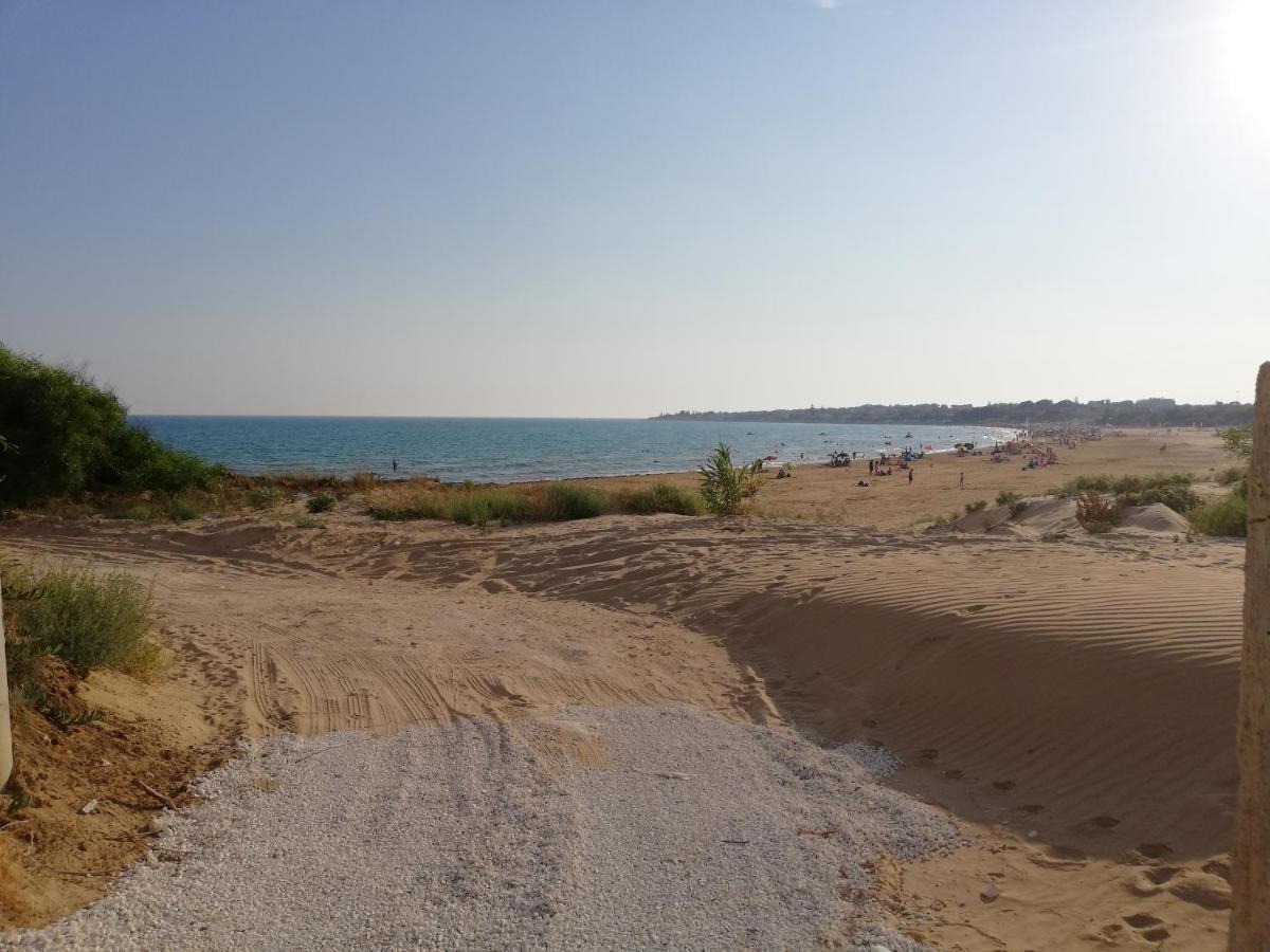 New Rooms On The Beach Pozzallo Extérieur photo