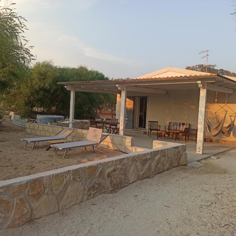 New Rooms On The Beach Pozzallo Extérieur photo